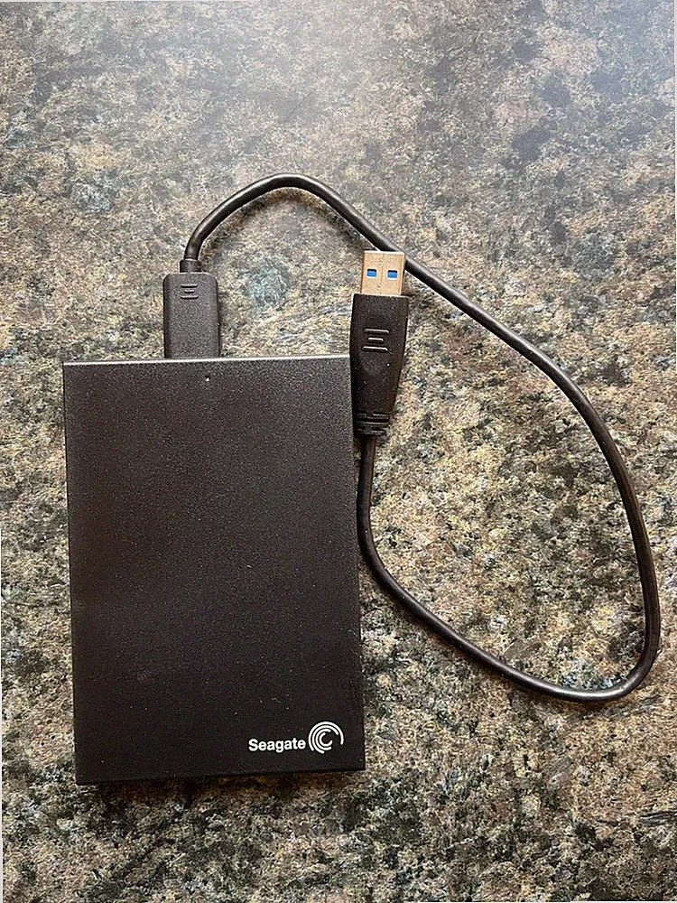 Seagate Expansion + Plus Portable Drive 1TB SRD00F1 1HUAP2-500 USB 3.0 Black